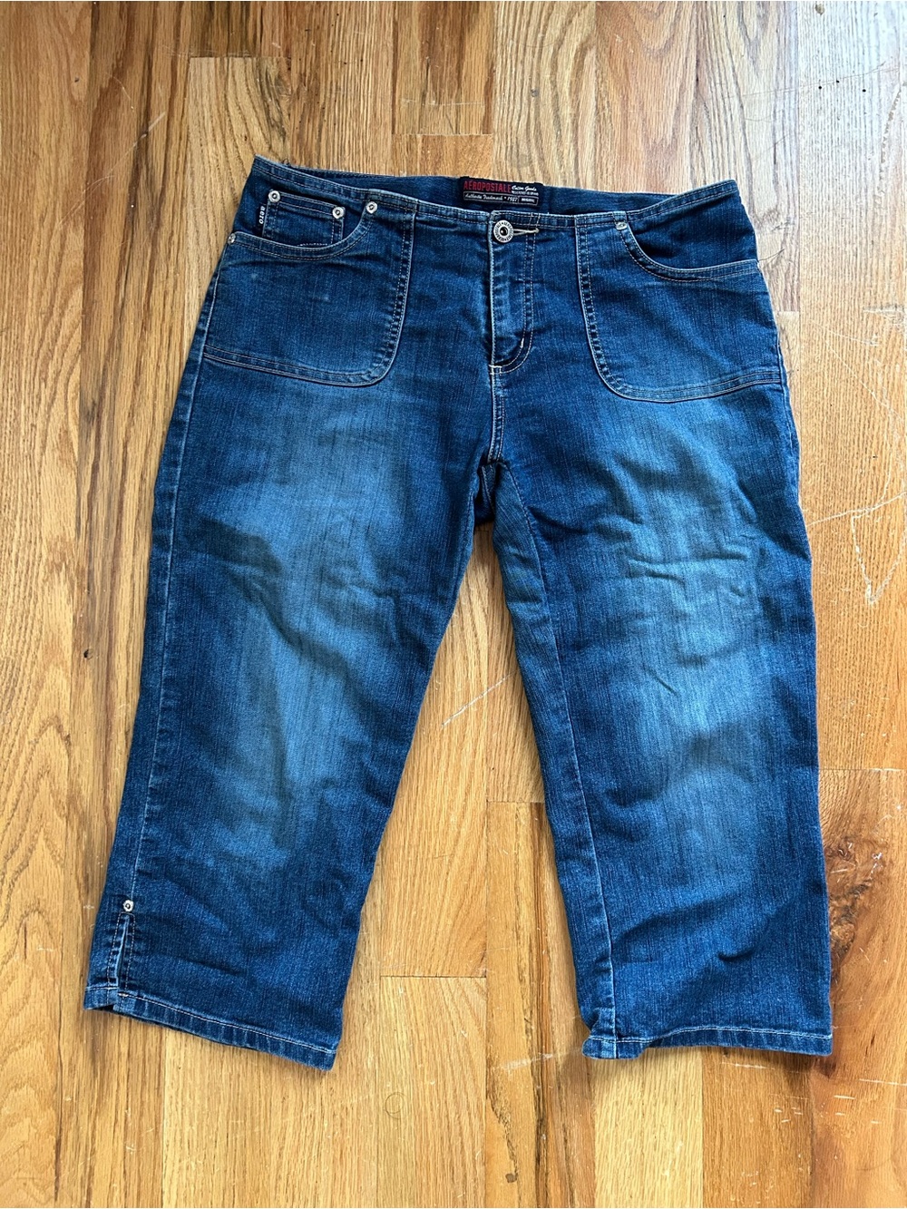 Aeropostale Y2K Super Low-Rise Capri